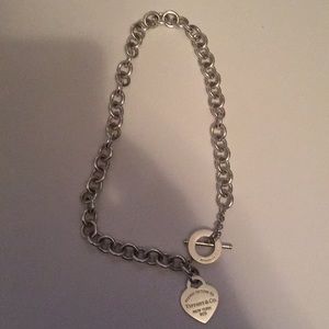 Tiffany and Co. Return to Tiffany toggle necklace 16 inches